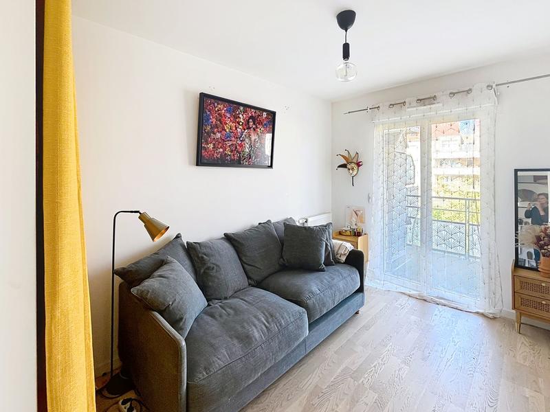 Appartement - 75 m² - 4 pièces