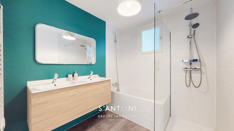 Appartement - 104 m² - 4 pièces