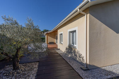 Maison - 104 m² - 5 pièces