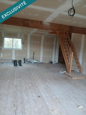 Maison - 95 m² - 4 pièces