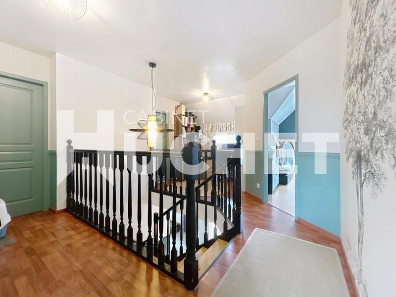 Maison - 162 m² - 7 pièces