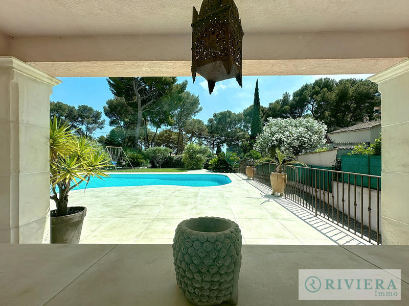 Villa - 145 m² - 5 pièces