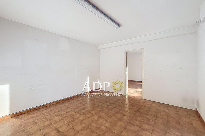 Local commercial - 77 m²