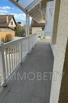 Maison - 180 m² - 7 pièces