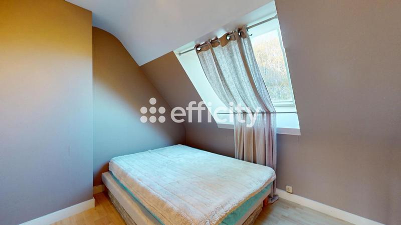 Maison traditionnelle - 132 m² - 7 pièces