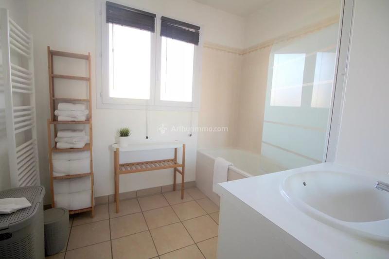 Appartement - 97 m² - 5 pièces