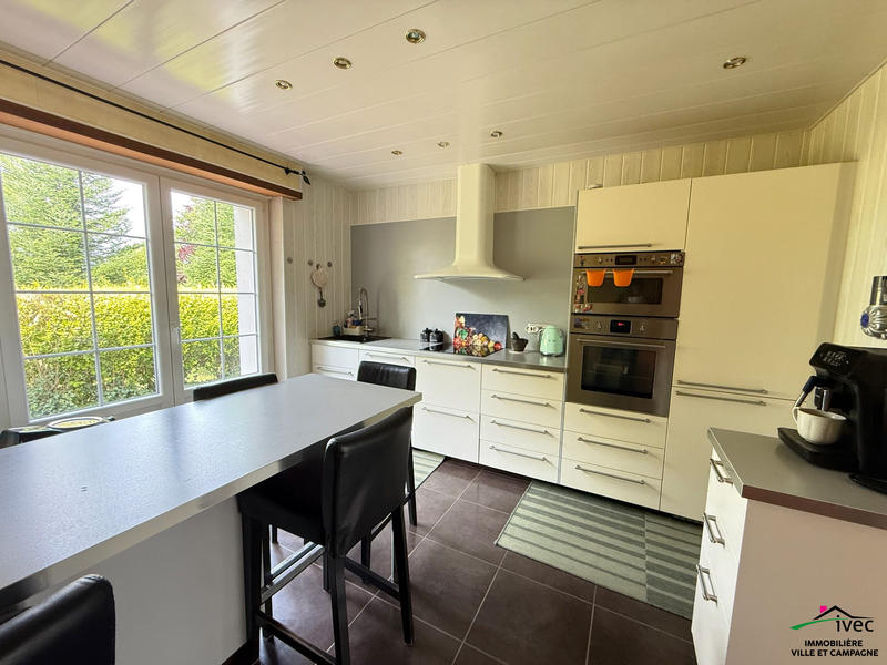 Maison - 149 m² - 6 pièces