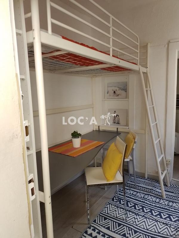 Studio - 12 m² - 1 pièce