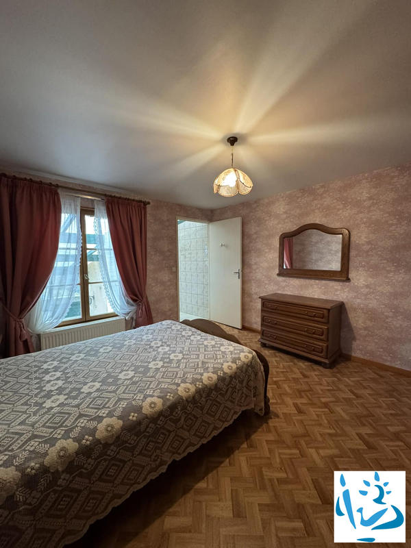 Maison - 149 m² - 7 pièces