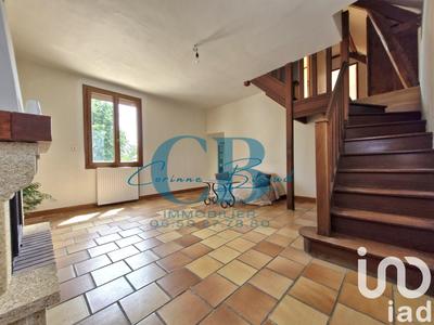 Maison - 104 m² - 5 pièces