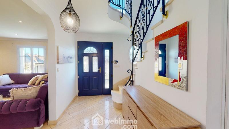 Maison - 170 m² - 7 pièces