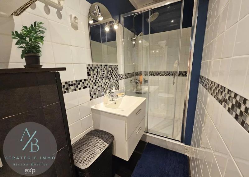 Appartement - 150 m² - 6 pièces