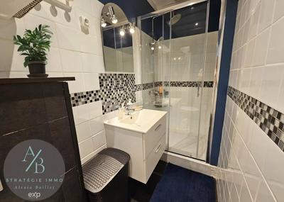 Appartement - 150 m² - 6 pièces