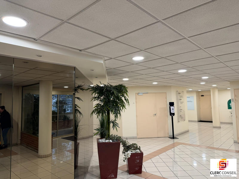 Bureau - 286 m²