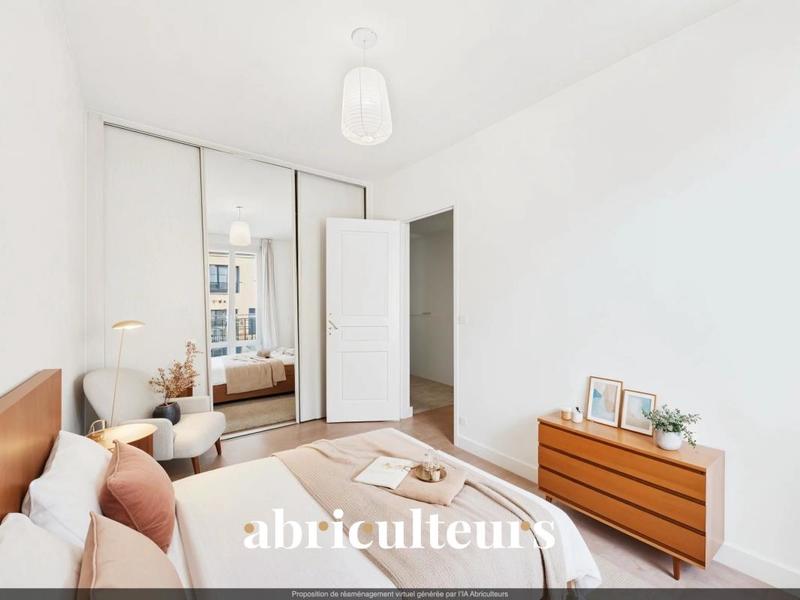 Appartement ancien - 86 m² - 5 pièces