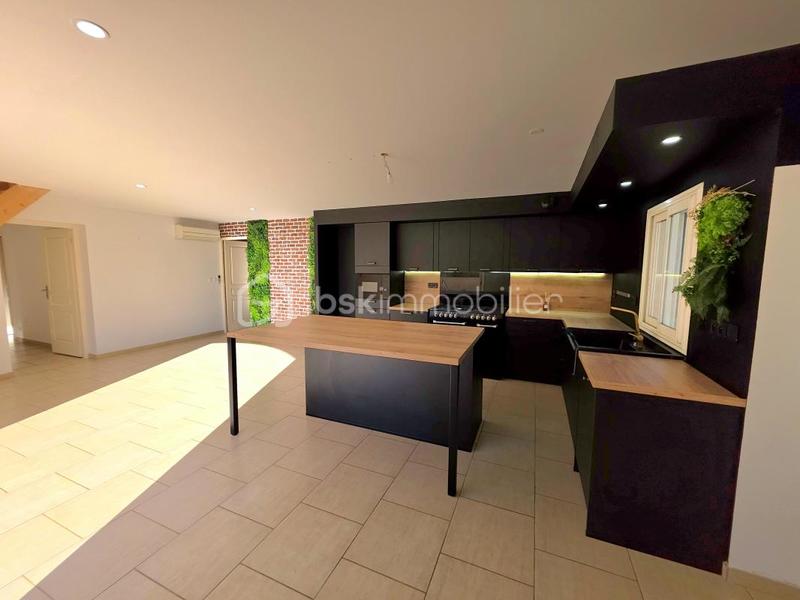 Villa - 143 m² - 5 pièces