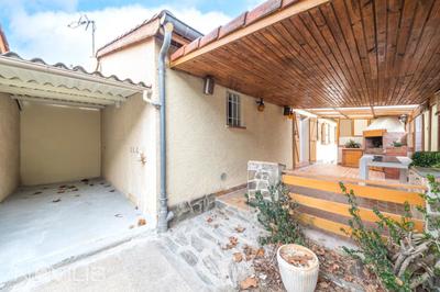 Maison - 104 m² - 4 pièces