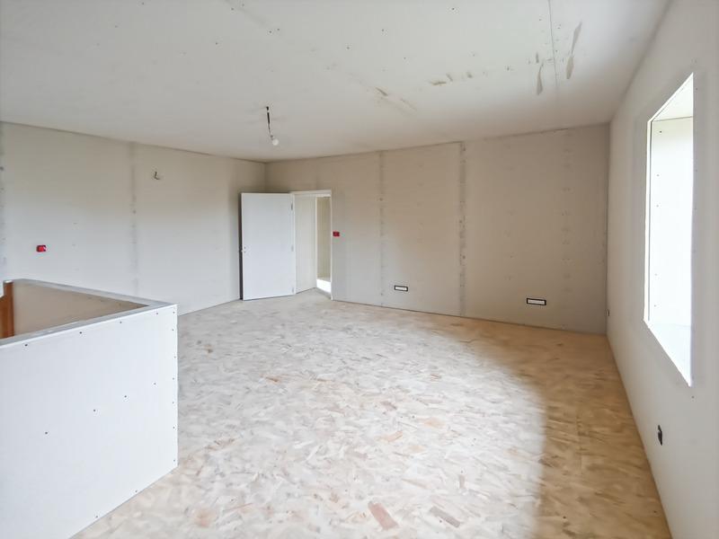 Appartement ancien - 160 m² - 5 pièces