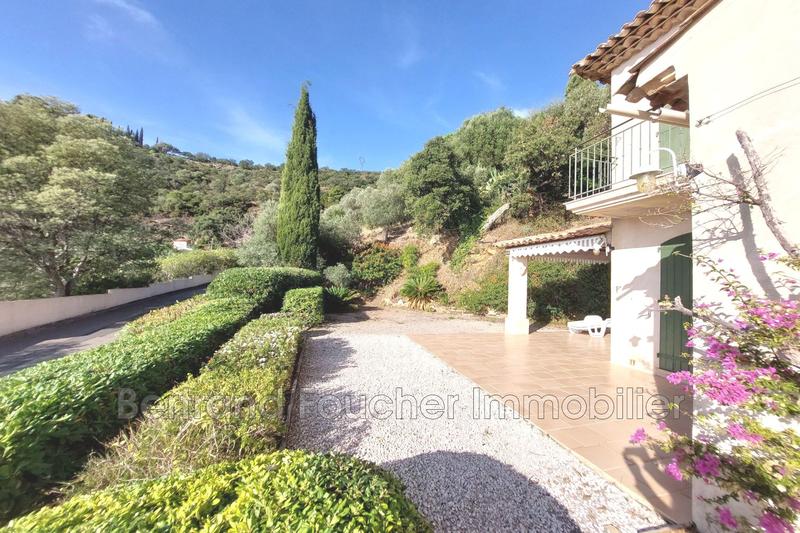 Maison - 1 413 m² - 5 pièces