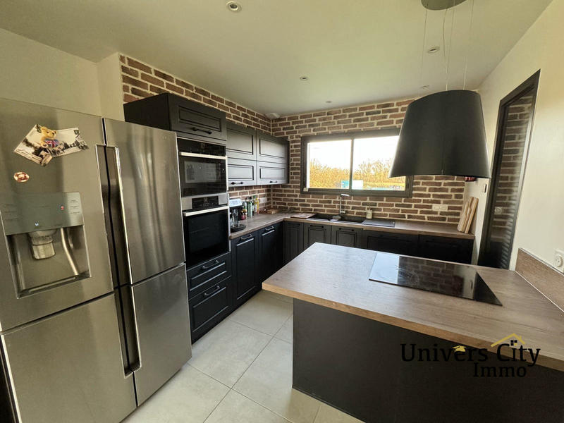 Maison - 133 m² - 6 pièces