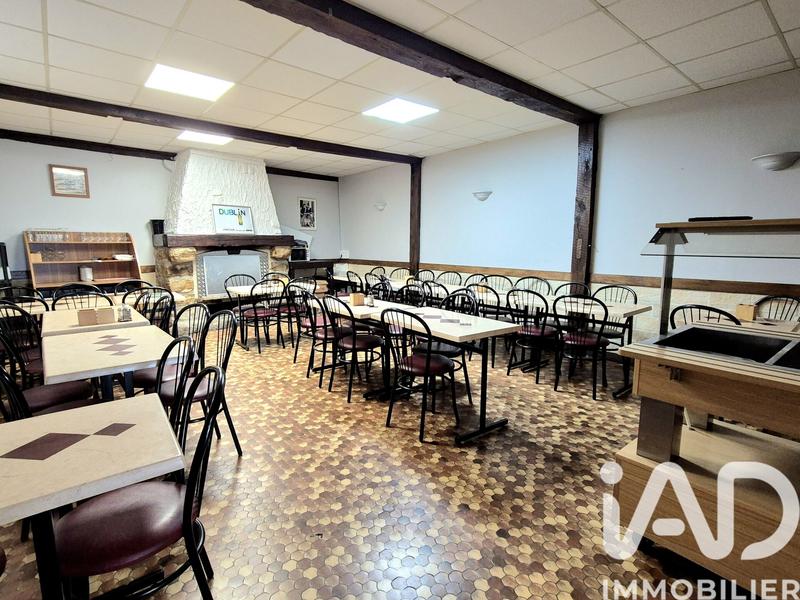 Maison - 280 m² - 9 pièces