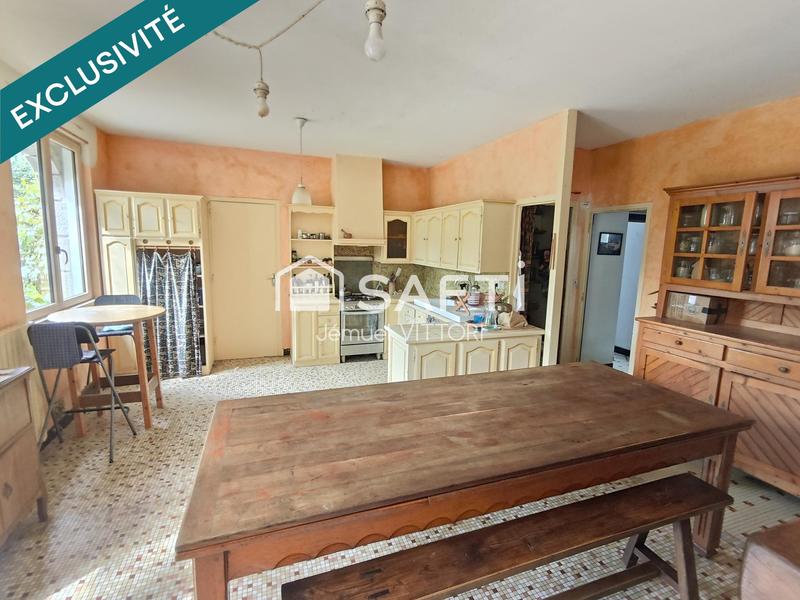 Maison - 278 m² - 10 pièces