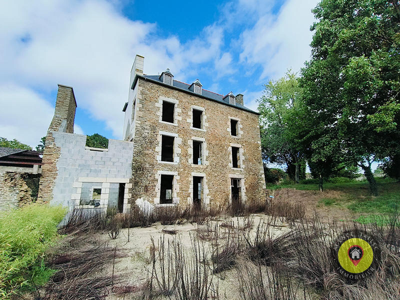 Maison - 280 m² - 5 pièces