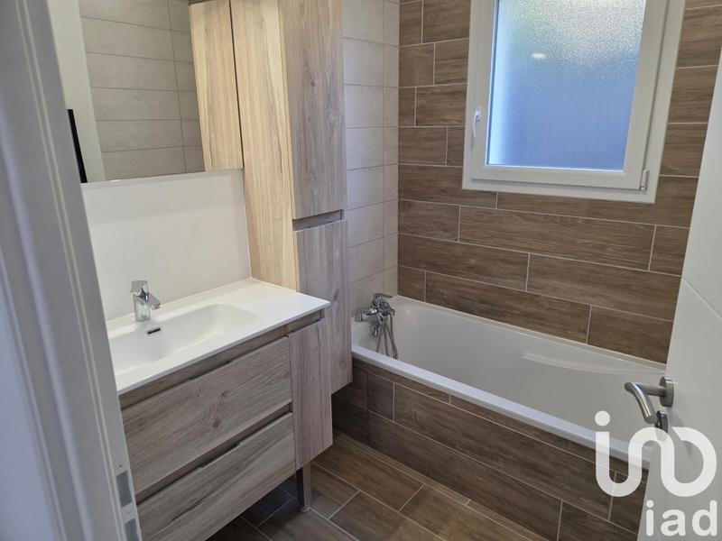 Maison - 104 m² - 4 pièces