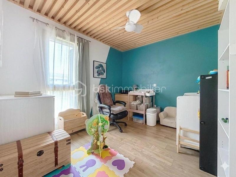 Appartement - 79 m² - 4 pièces