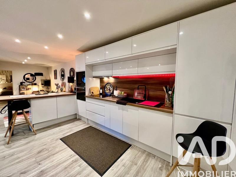 Appartement - 92 m² - 3 pièces