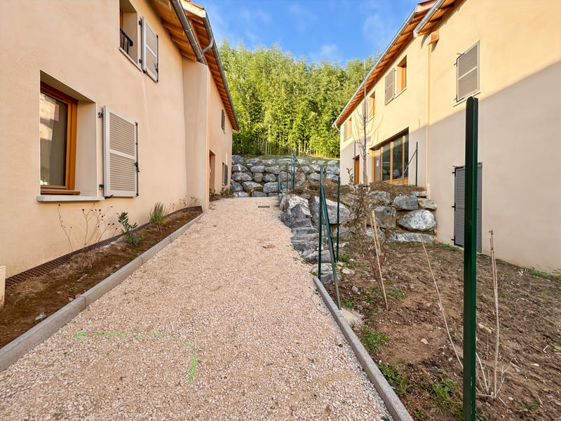 Maison - 75 m² - 4 pièces