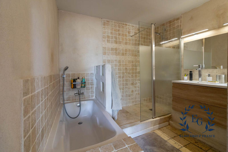 Maison contemporaine - 160 m² - 7 pièces