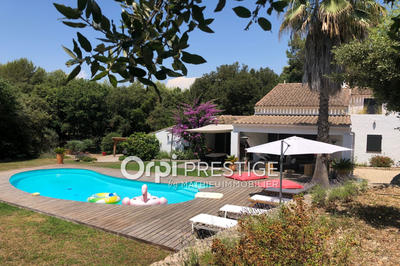 Maison - 170 m² - 6 pièces