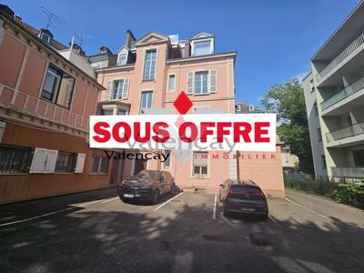 Appartement - 115 m² - 7 pièces