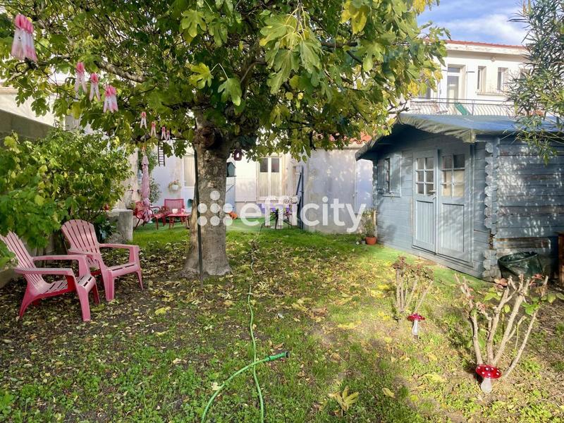 Maison - 105 m² - 5 pièces