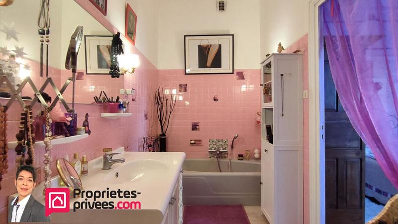 Maison - 200 m² - 10 pièces