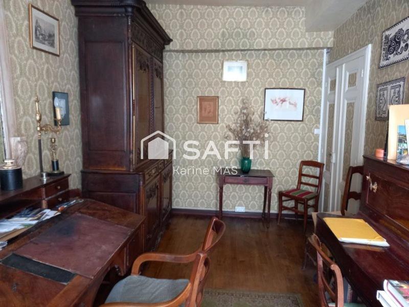 Maison - 147 m² - 8 pièces