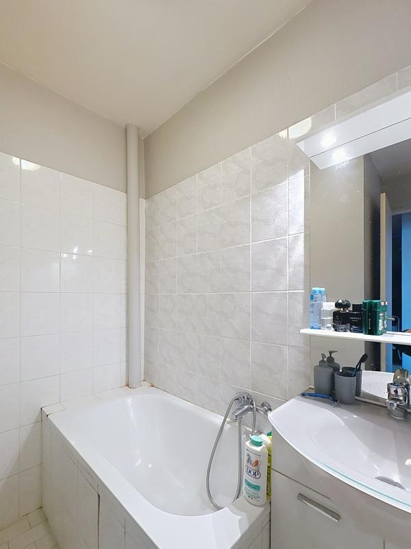 Appartement - 63 m² - 4 pièces