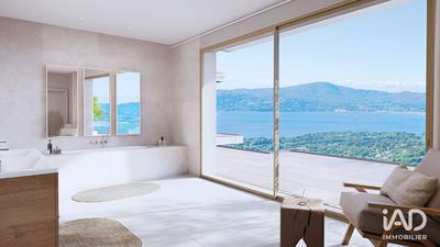 Maison - 599 m² - 7 pièces