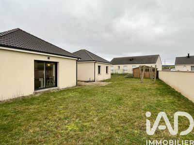 Maison - 97 m² - 5 pièces