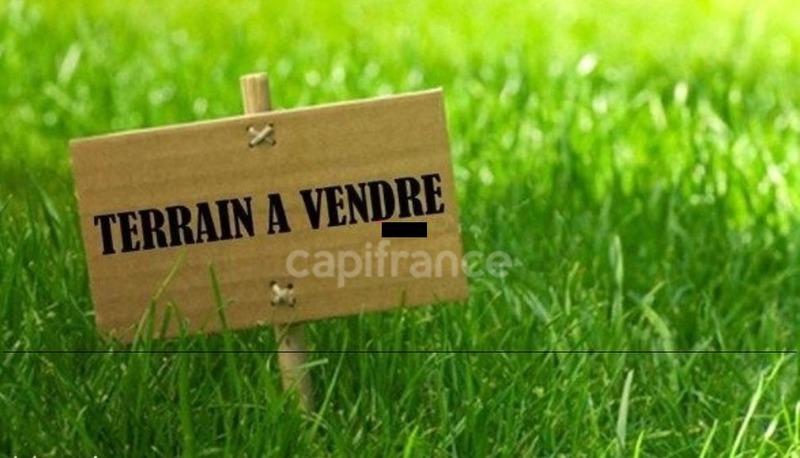 Terrain constructible - 1 500 m²