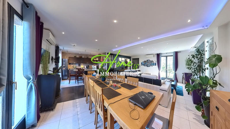 Maison - 98 m² - 5 pièces