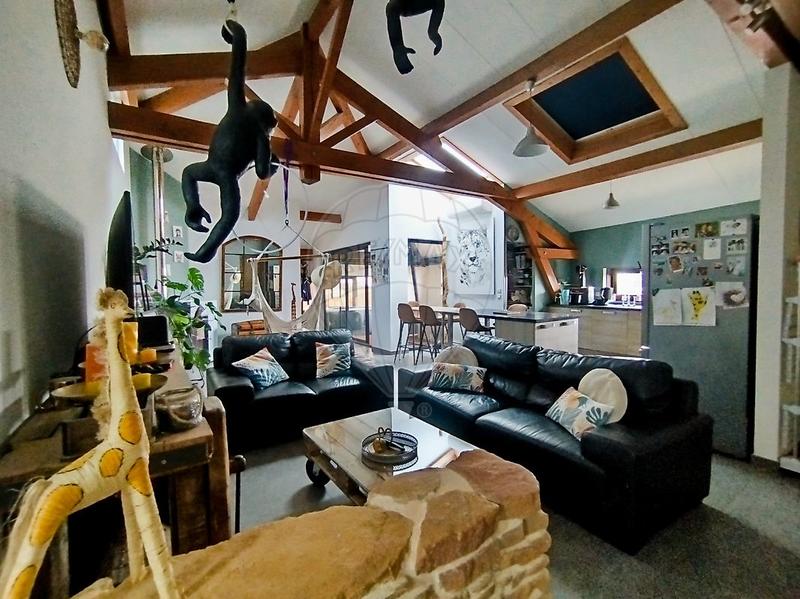 Appartement - 108 m² - 4 pièces