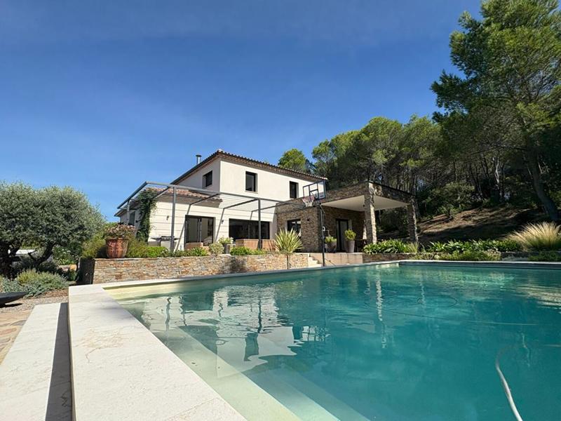 Villa - 170 m² - 5 pièces