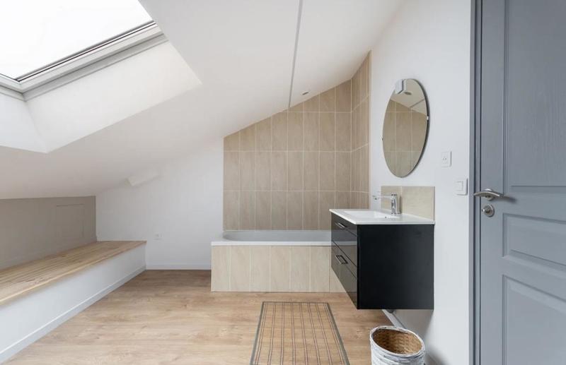 Maison - 147 m² - 6 pièces