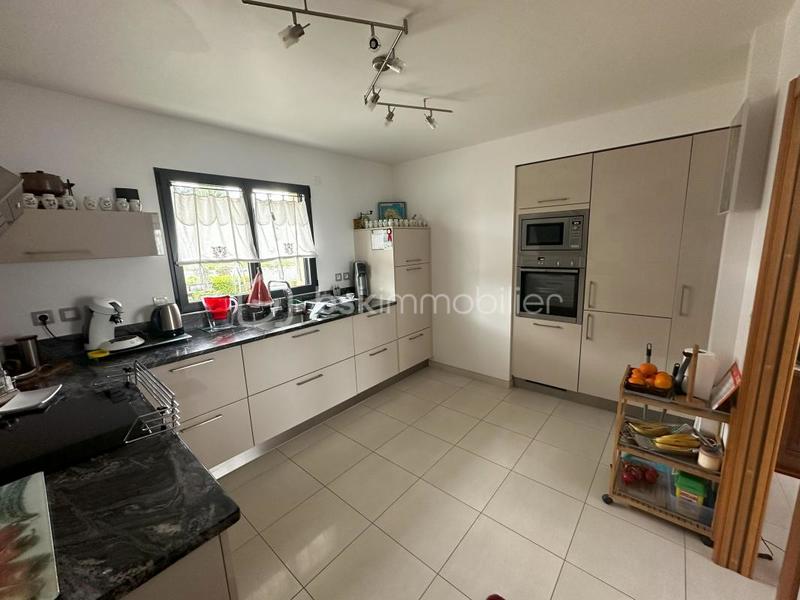 Maison - 101 m² - 4 pièces