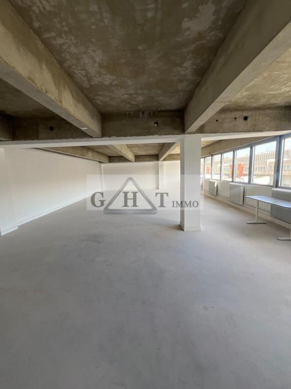 Entrepôt - 1 502 m²