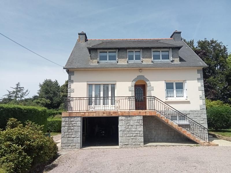 Maison - 118 m² - 8 pièces