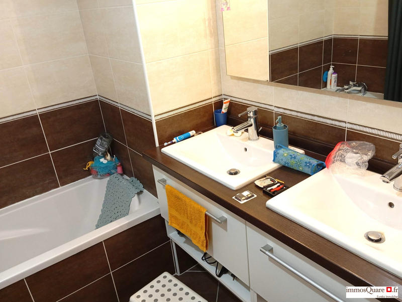 Appartement - 89 m² - 3 pièces