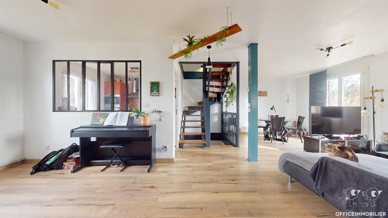 Maison - 105 m² - 5 pièces